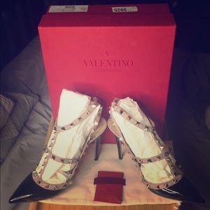 Valentino Rockstud Slingback 100mm Pump